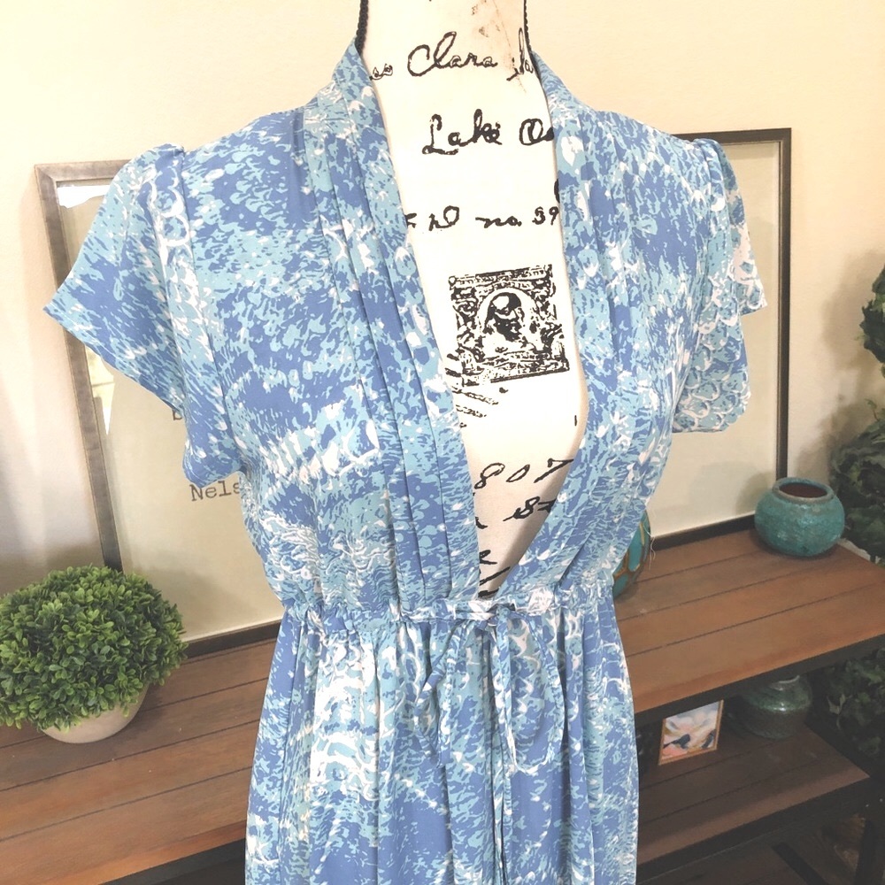 Romantic Resort Deep V-Neck Dress - Never Worn